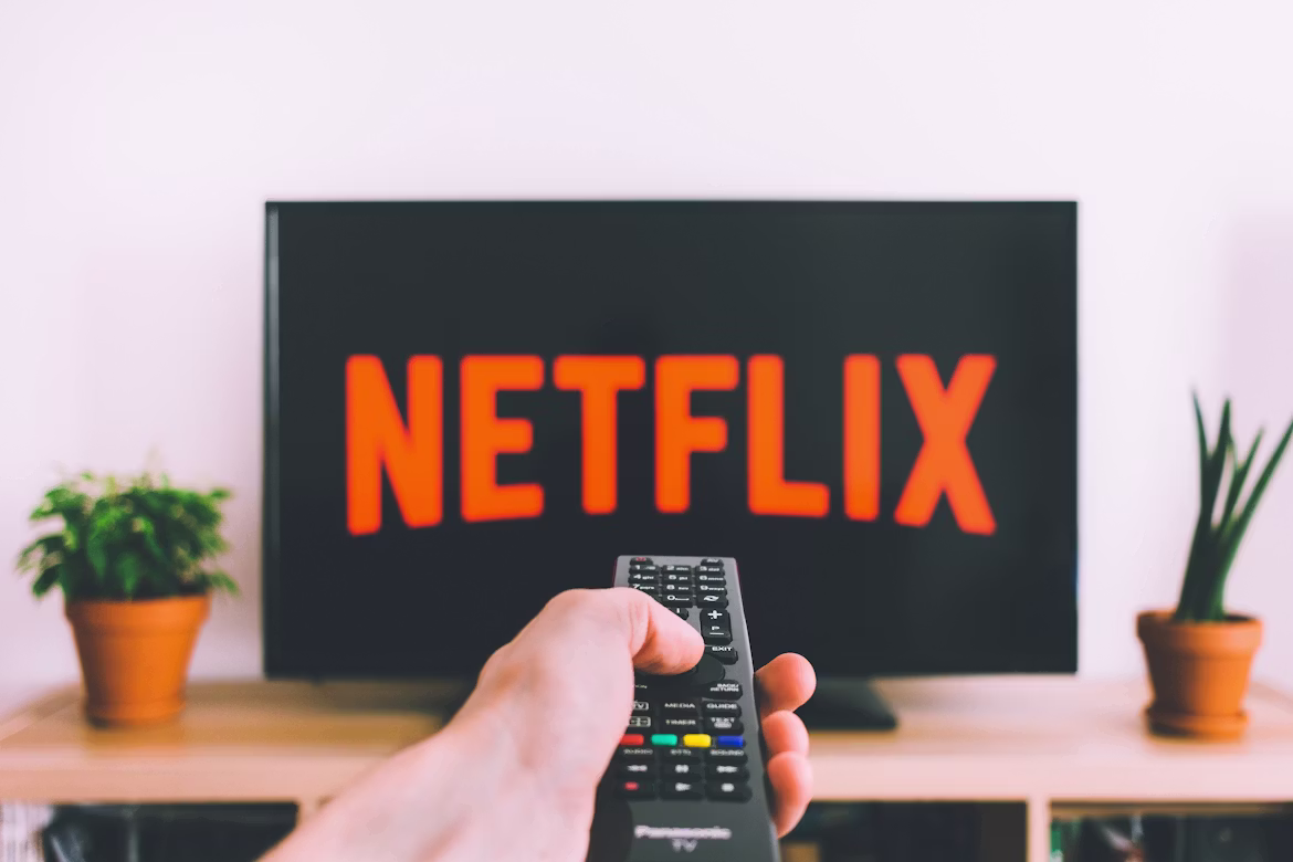 Bài mẫu IELTS Speaking part 2: Describe a TV or online program you like to watch