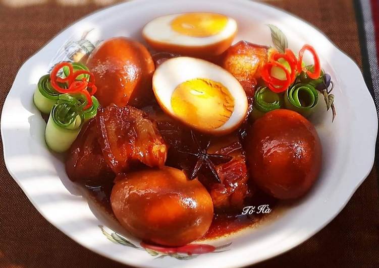 thịt kho hột vịt Tiếng Anh là gì - Dol.vn ( https://www.dol.vn › thit-kho-hot-vit-tieng-anh-la-gi ) 