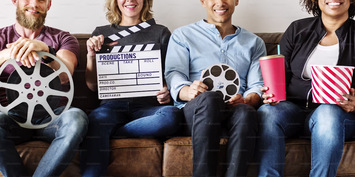IELTS Speaking part 3 - Topic Films and Actors: Bài mẫu và từ vựng