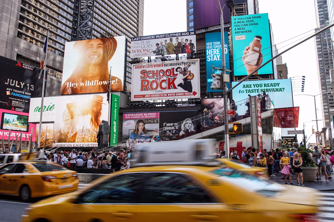 Real IELTS Writing 2 - Topic Advertising (Consumer Protection) & sample band 8.5+